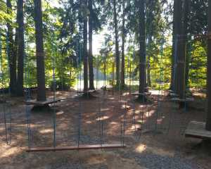 Přírodní koupaliště a lanový park